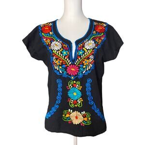 Mexican Embroidered Blouse - Folk Art - Women’s Size M - Floral Fiesta Boho